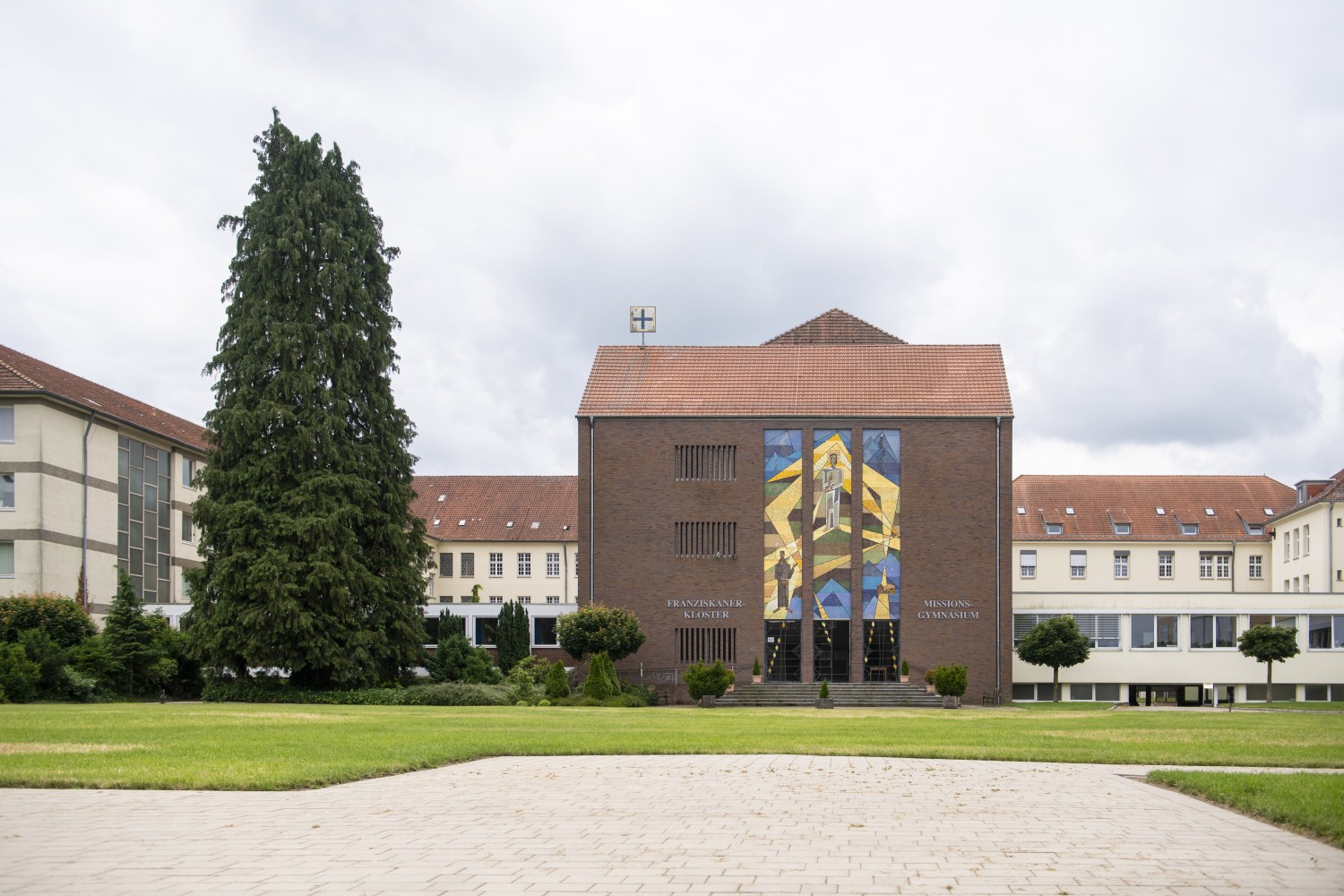Klooster Bardel en missiegymnasium St. Antonius. Afb: Lenneke Lingmont
